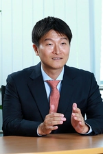 Kim Dong Hyu